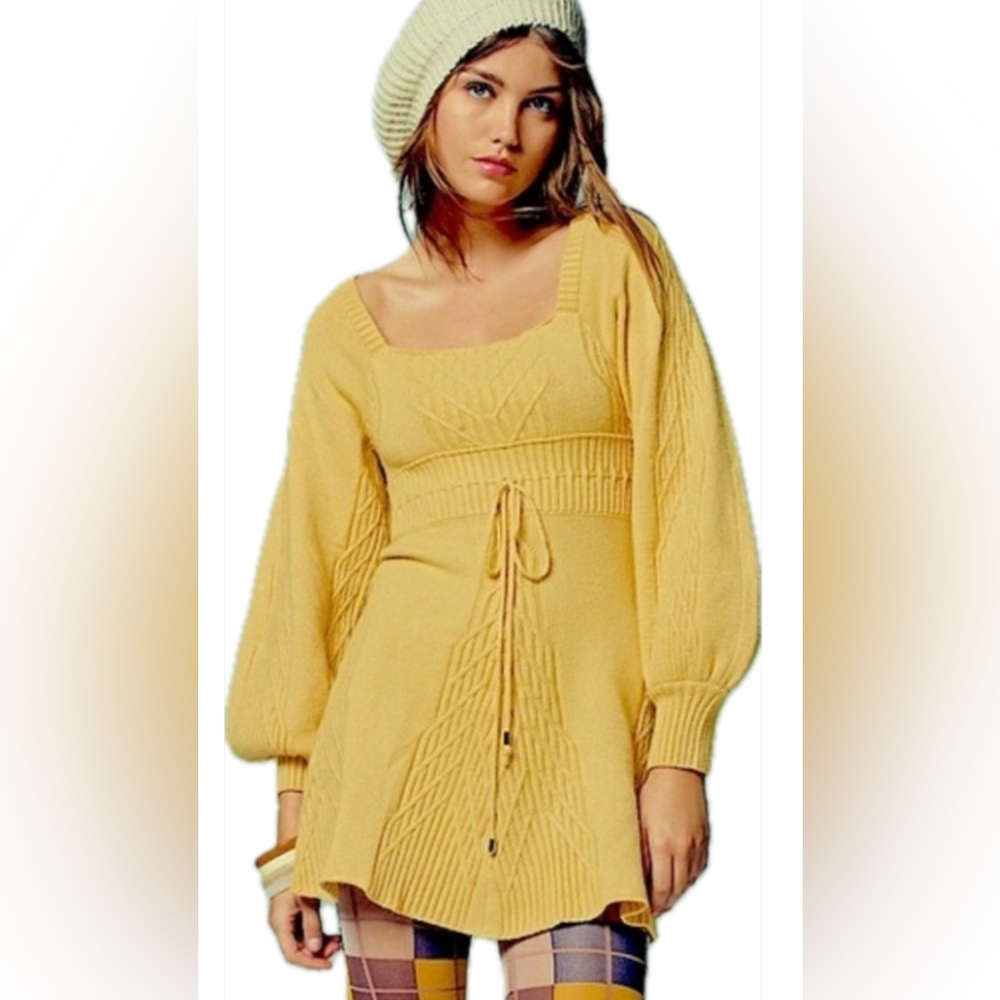 NWT Free people Ginger sugar cut out back sweater dress EMMALINE balloon sleeve